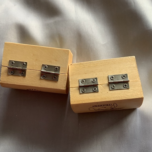vintage 90's collectible Disney Stitch 2 small hinged wood jewellery boxes - Picture 5 of 10